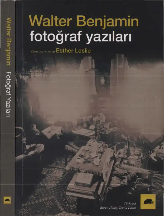 Fotoğraf Yazıları — Esther Leslie