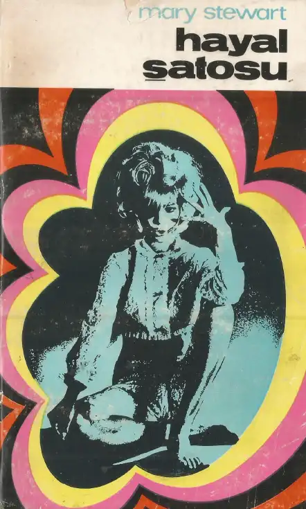 Hayal Şatosu — Mary Stewart