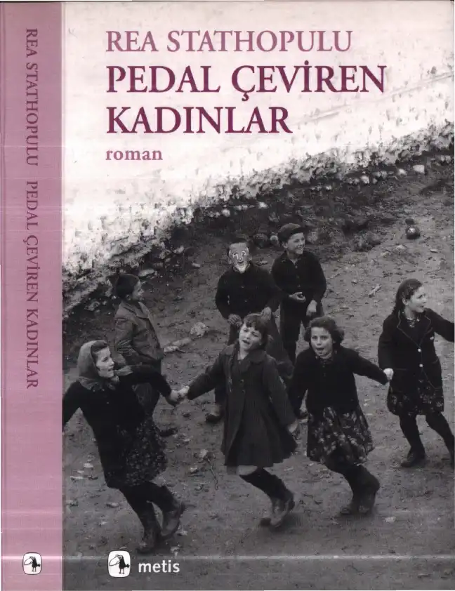 Pedal Çeviren Kadınlar — Rea Stathopulu